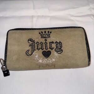 Juicy Couture Tan Brown Beige Velour Embroidered Heart Crown Zip Wallet Y2K 2009